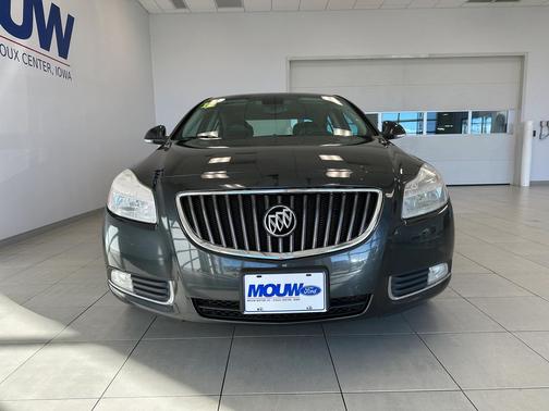 2012 Buick Regal Premium 1