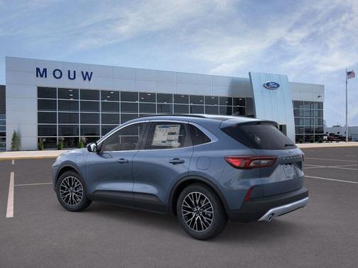 2026 Ford Escape PHEV Base