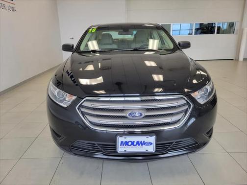 2018 Ford Taurus SE