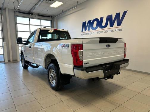 Oxford White 2022 Ford F-250 XL