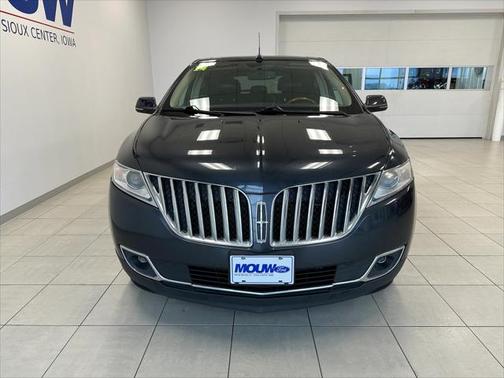 2014 Lincoln MKX Base