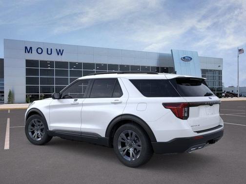 Star White Metallic Tri-Coat 2026 Ford Explorer Active