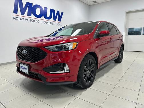 2022 Ford Edge ST Line