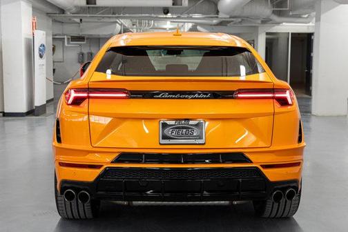 2024 Lamborghini Urus S