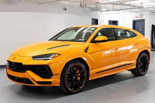 2024 Lamborghini Urus S