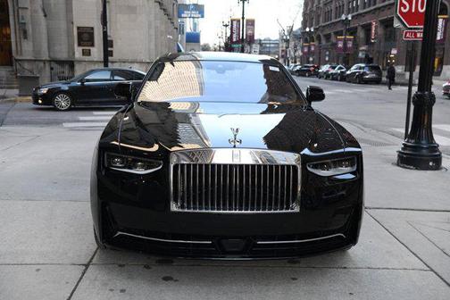 2025 Rolls-Royce Ghost Sedan
