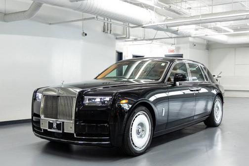 BLACK_DIAMOND 2026 Rolls-Royce Phantom Sedan