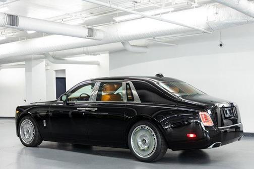 BLACK_DIAMOND 2026 Rolls-Royce Phantom Sedan