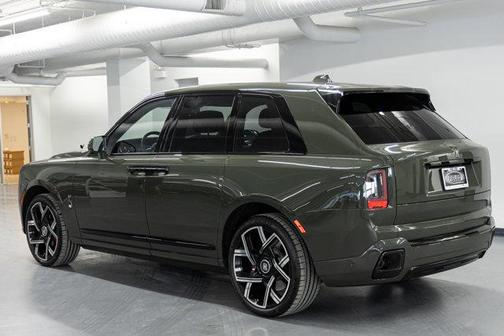 2025 Rolls-Royce Cullinan Black Badge