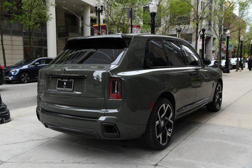 2025 Rolls-Royce Cullinan Black Badge