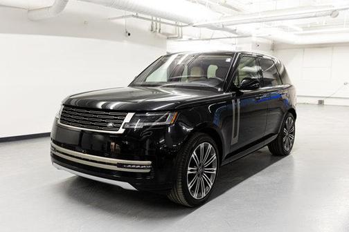 2023 Land Rover Range Rover P530 SE