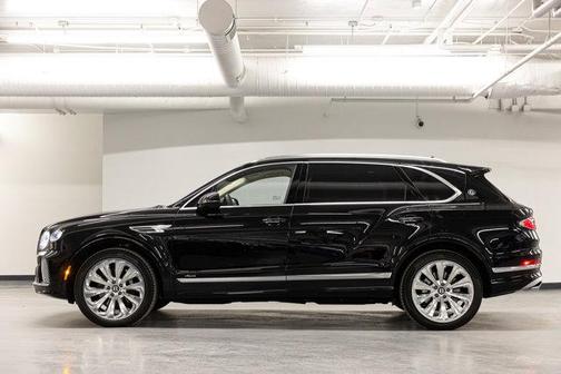 2025 Bentley Bentayga V8