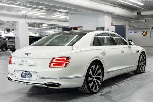2026 Bentley Flying Spur FLY SPUR AZURE