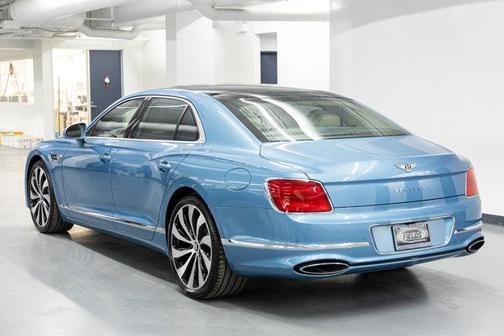 2026 Bentley Flying Spur 