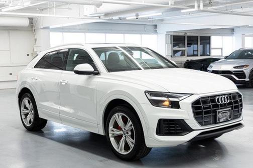2019 Audi Q8 3.0T Premium Plus