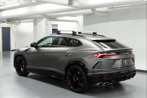 Grigio Keres Matt 2022 Lamborghini Urus Base