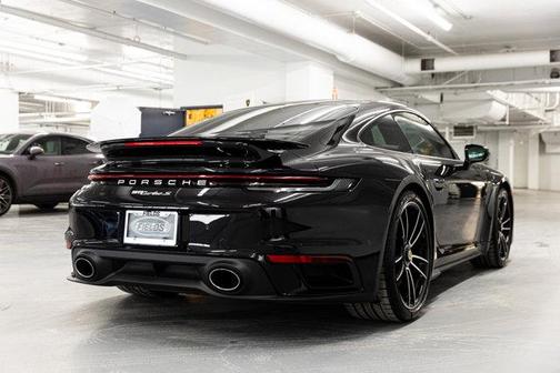 2025 Porsche 911 Turbo