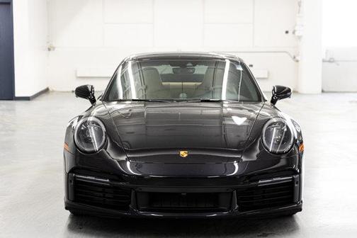 2025 Porsche 911 Turbo