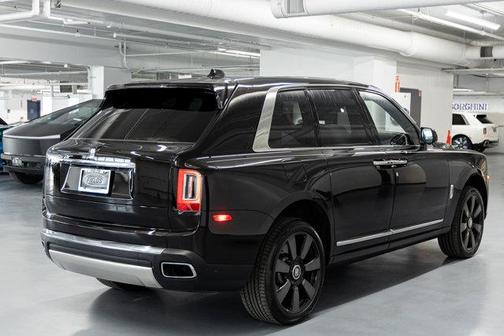 2023 Rolls-Royce Cullinan 