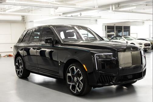 Black 2025 Rolls-Royce Cullinan Black Badge