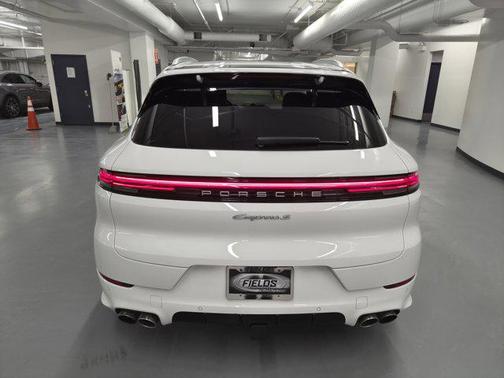 2025 Porsche Cayenne Cayenne S E-Hybrid