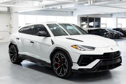 2024 Lamborghini Urus Performante