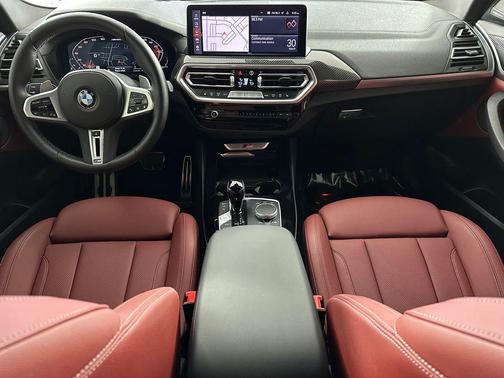 Mineral White Metallic 2024 BMW X3 M40i