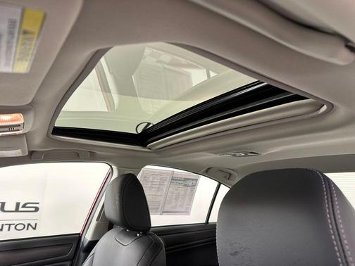 2017 Subaru Legacy Limited