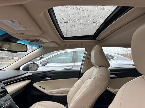 2019 Toyota Avalon XLE