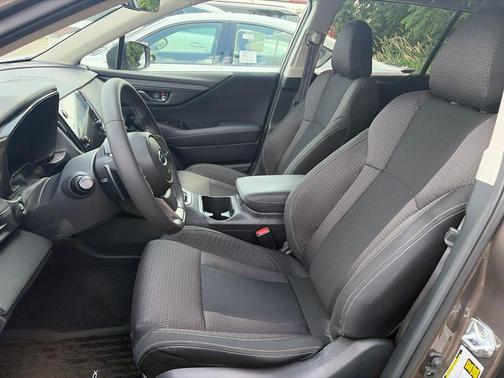Brilliant Bronze Metallic 2024 Subaru Outback Premium