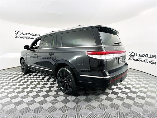 2024 Lincoln Navigator Reserve