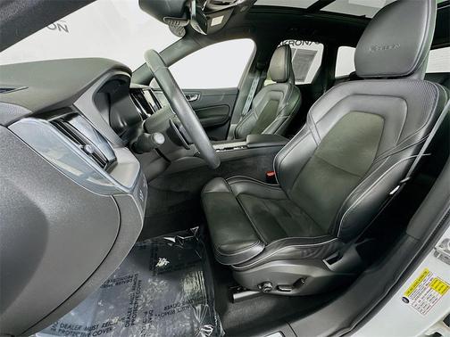 2019 Volvo XC60 T6 R-Design