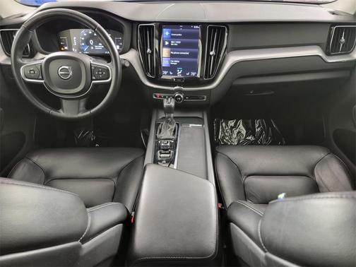 2019 Volvo XC60 T5 Momentum