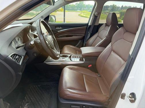 White Diamond Pearl 2018 Acura MDX 3.5L w/Technology Package