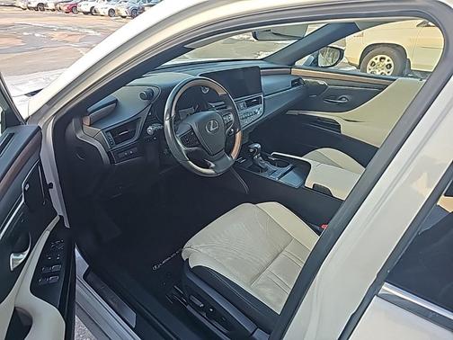 2024 Lexus ES 350 Ultra Luxury