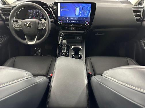 Nori Green Pearl 2023 Lexus NX 350 Premium