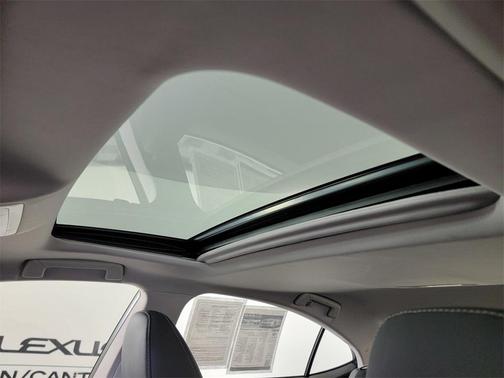 2016 Lexus ES 350 Base