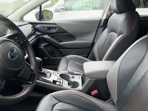 Crystal White Pearl 2024 Subaru Crosstrek Limited