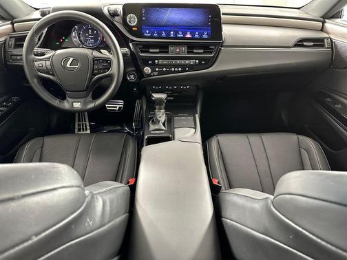Ultra White 2022 Lexus ES 350 F Sport