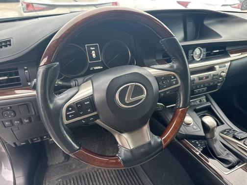 2016 Lexus ES 350 Base