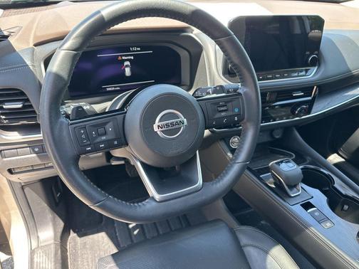 Champagne Silver Metallic 2021 Nissan Rogue Platinum