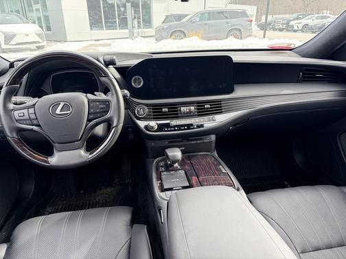 2022 Lexus LS 500 Base