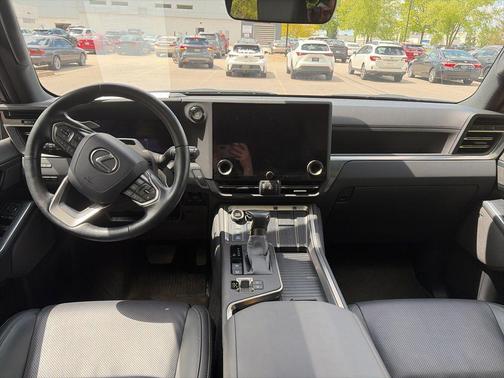 Earth/Black 2024 Lexus GX 550 Overtrail+
