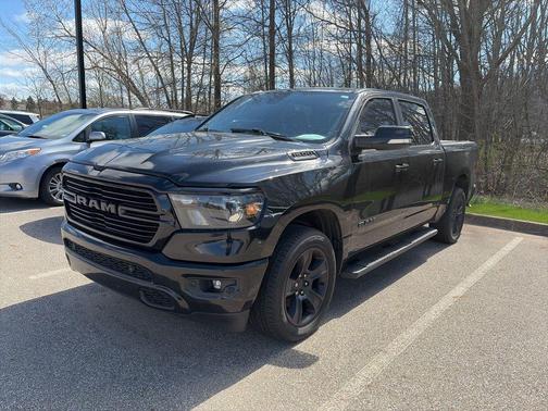 Diamond Black Crystal Pearlcoat 2020 RAM 1500 Big Horn/Lone Star