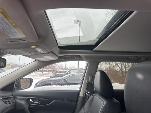 2020 Nissan Rogue SL