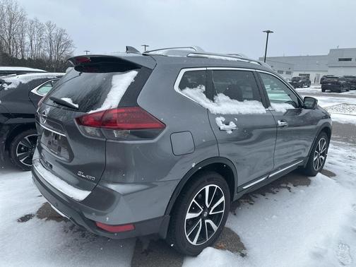 2020 Nissan Rogue SL