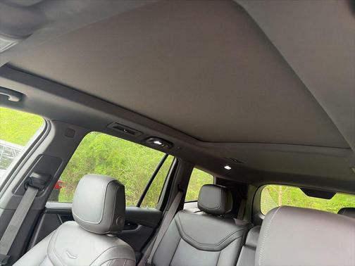 Crystal White Tricoat 2020 Cadillac XT6 Premium Luxury AWD