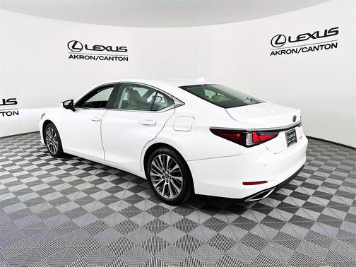 2019 Lexus ES 350 Base