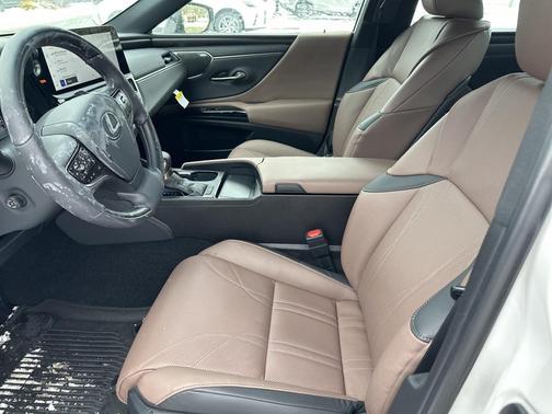 2025 Lexus ES 350 Luxury