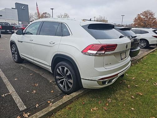 2023 Volkswagen Atlas Cross Sport 3.6L V6 SEL Premium R-Line